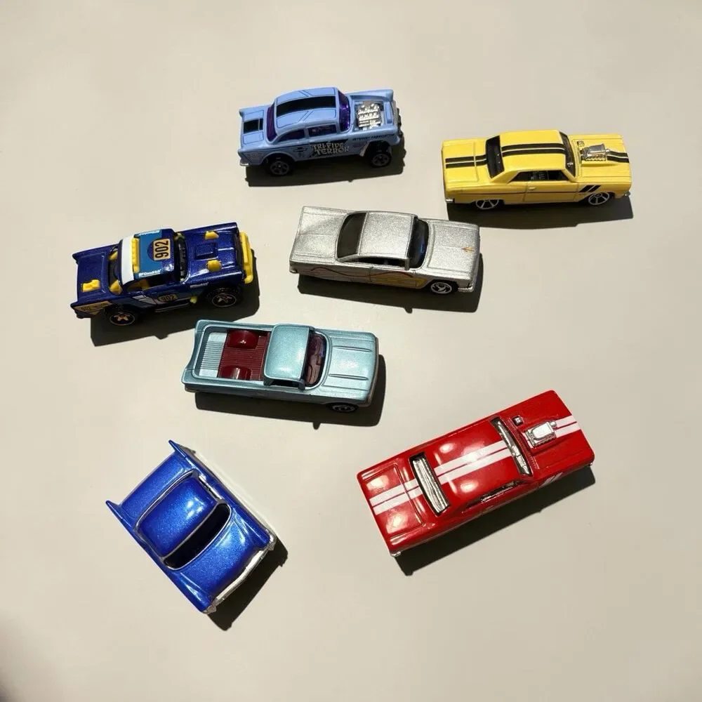 Lot of 7 Chevy Diecast Cars Hot Wheels 1957 Bel Air 64 Chevelle 68 Nova Mint
